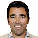 德科幽默回击转会传闻,拉波尔塔连任后巴萨前景更明朗。 体育新闻