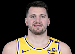  东契奇赛后感慨；每天目睹詹姆斯传奇表演，这种体验无比珍贵。 体育新闻