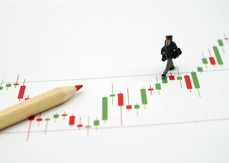 油气ETF狂飙不止?探秘这轮资本博弈的底层逻辑与操作指南 股票财经