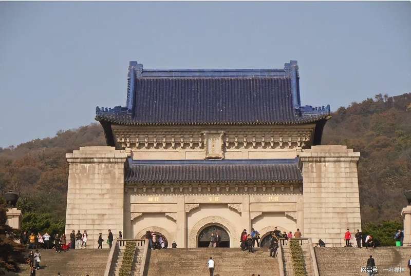 幕后逻辑揭秘:四句话背后的权力沉默与博弈真相 新闻