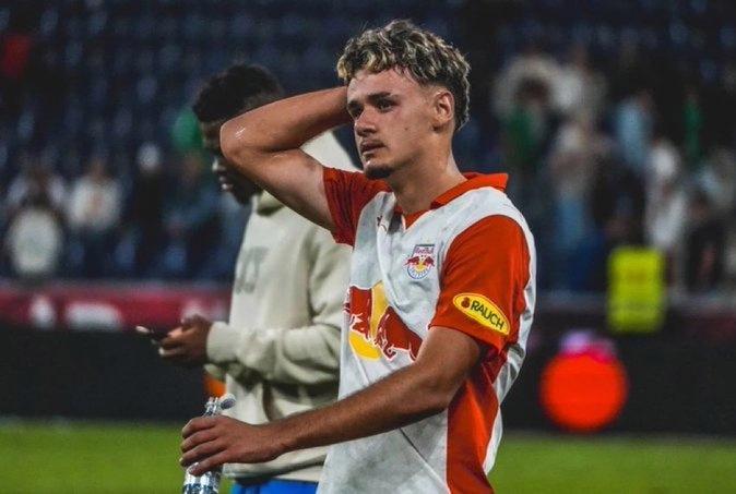  豪门博弈的隐秘逻辑：AC米兰为何执着于“刮彩票”式引援？ 体育新闻