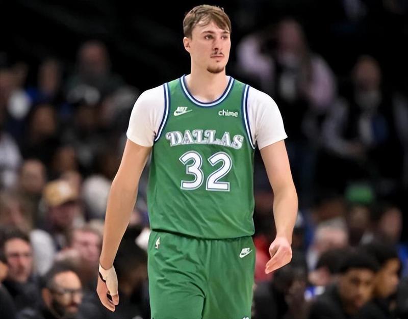 当数据不再说谎:从四场焦点战看NBA各队的季后赛生存法则 体育新闻