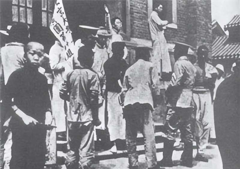 娃娃将军韩钧:军事天才的陨落与133条人命的重压 新闻